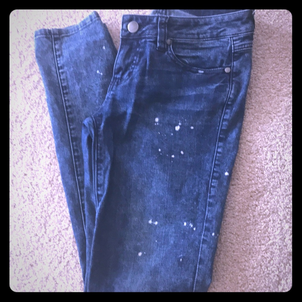 Cabi #920 Constellation Wash Skinny Jeans